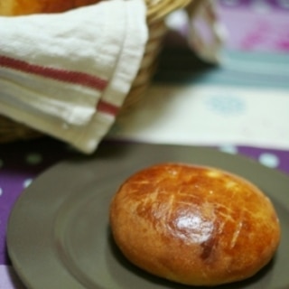トルコの小麦粉料理★白チーズの調理パンみたいなケテ